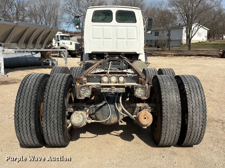 image for item FI0854 2002 Sterling LT8500 semi truck