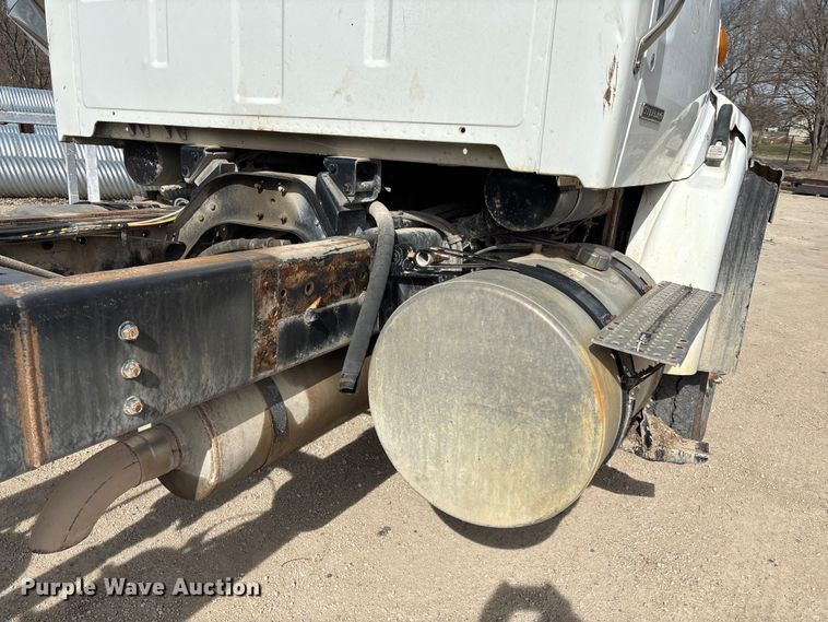 image for item FI0854 2002 Sterling LT8500 semi truck