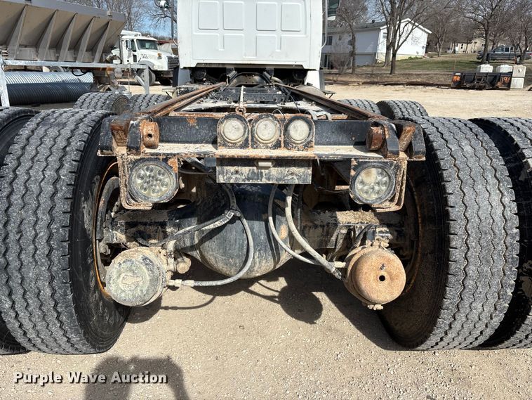 image for item FI0854 2002 Sterling LT8500 semi truck