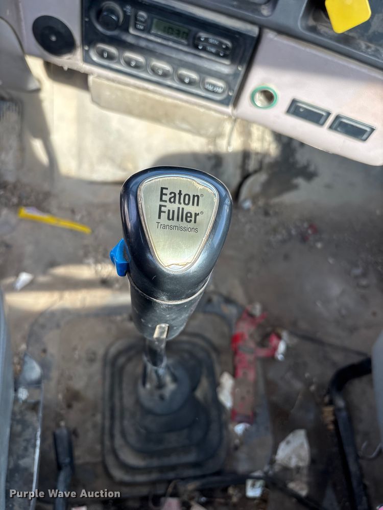 image for item FI0854 2002 Sterling LT8500 semi truck