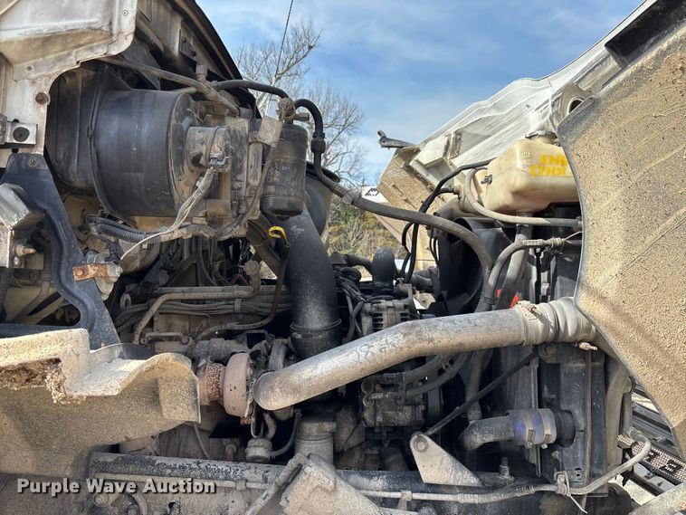 image for item FI0854 2002 Sterling LT8500 semi truck