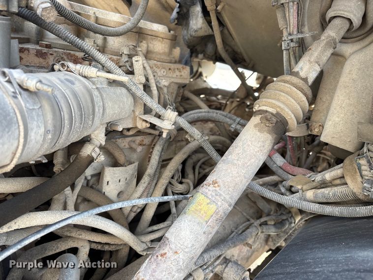 image for item FI0854 2002 Sterling LT8500 semi truck