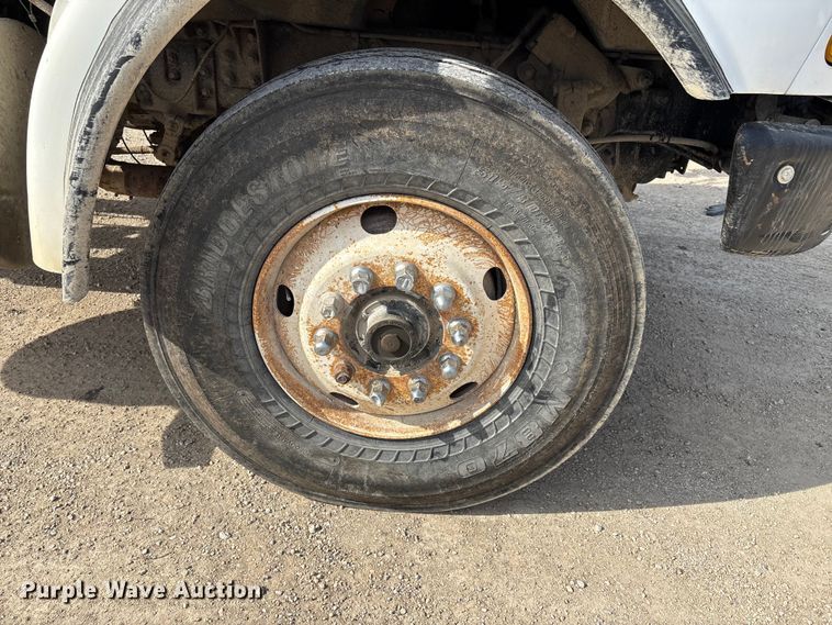 image for item FI0854 2002 Sterling LT8500 semi truck