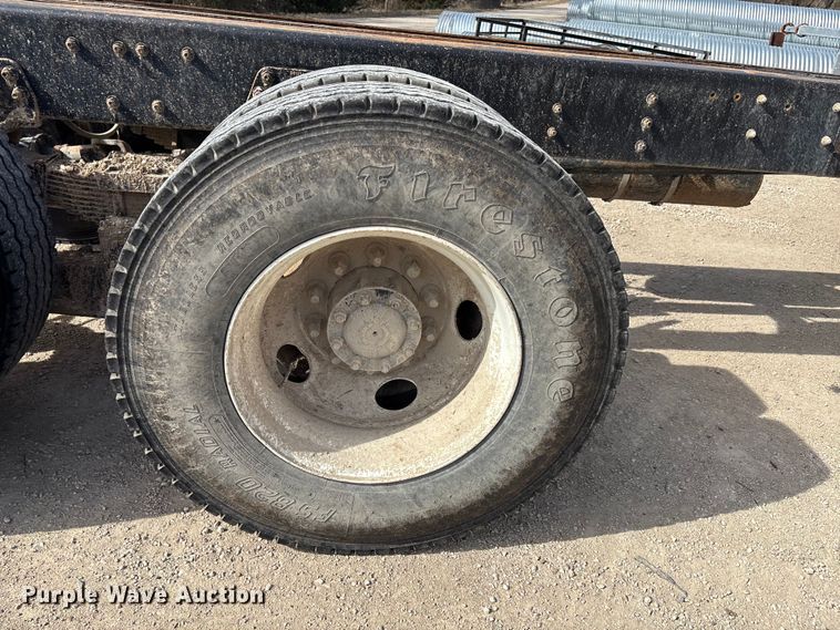 image for item FI0854 2002 Sterling LT8500 semi truck