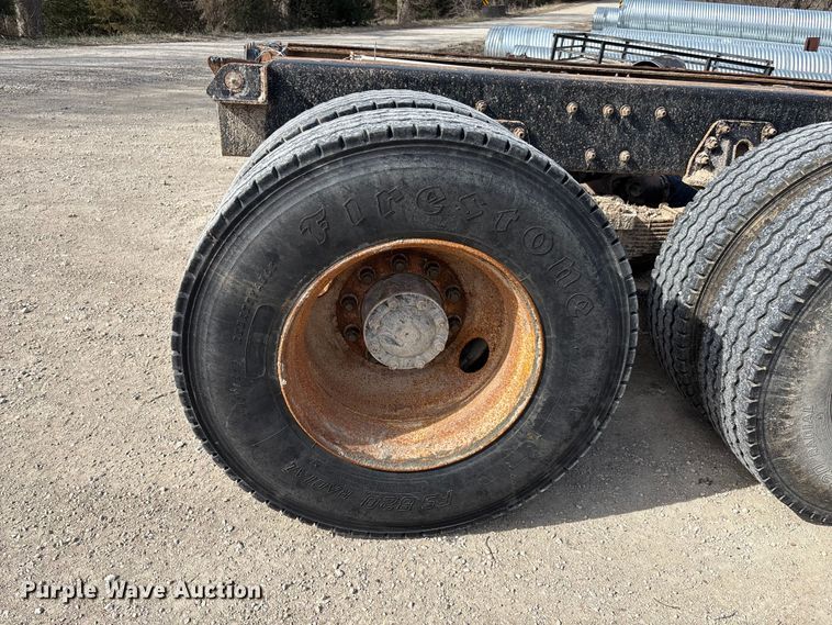 image for item FI0854 2002 Sterling LT8500 semi truck