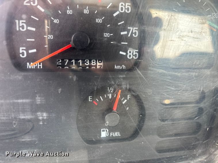 image for item FI0854 2002 Sterling LT8500 semi truck