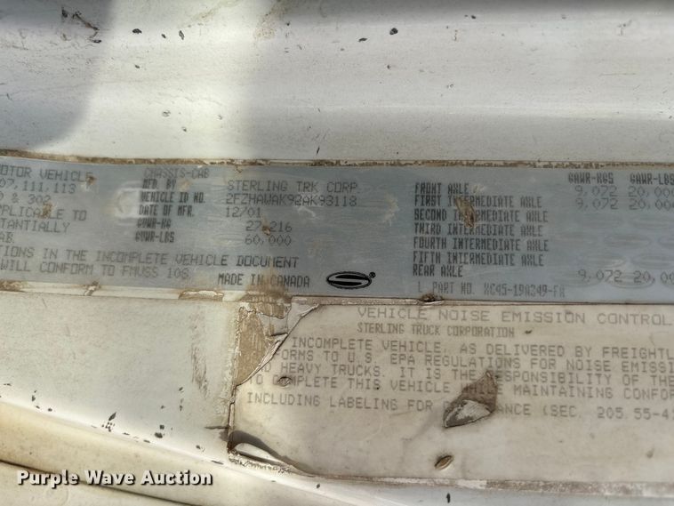 image for item FI0854 2002 Sterling LT8500 semi truck