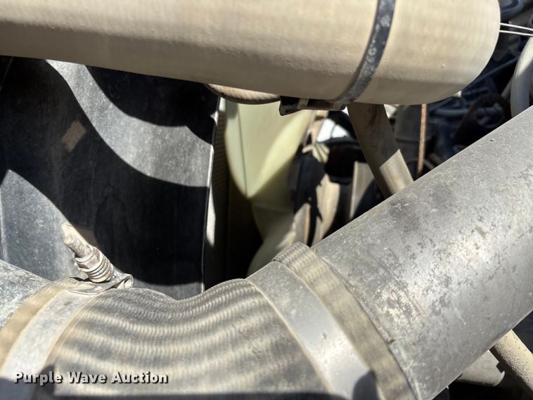 image for item FI0855 2006 International 7600 dump truck