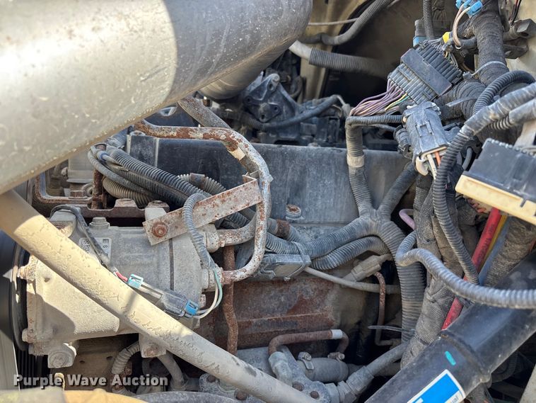 image for item FI0855 2006 International 7600 dump truck