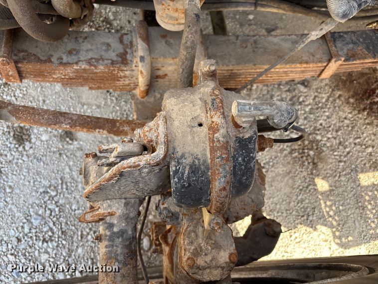 image for item FI0855 2006 International 7600 dump truck