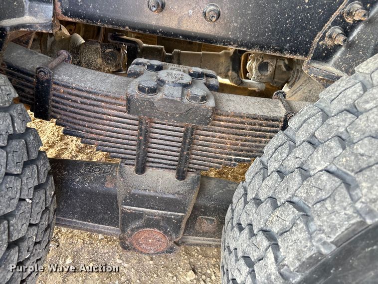 image for item FI0855 2006 International 7600 dump truck