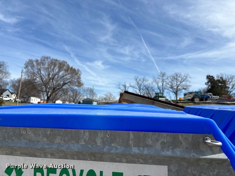 image for item FI0857 2017 Alley Cat 17018  recycling trailer