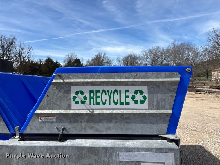 image for item FI0857 2017 Alley Cat 17018  recycling trailer