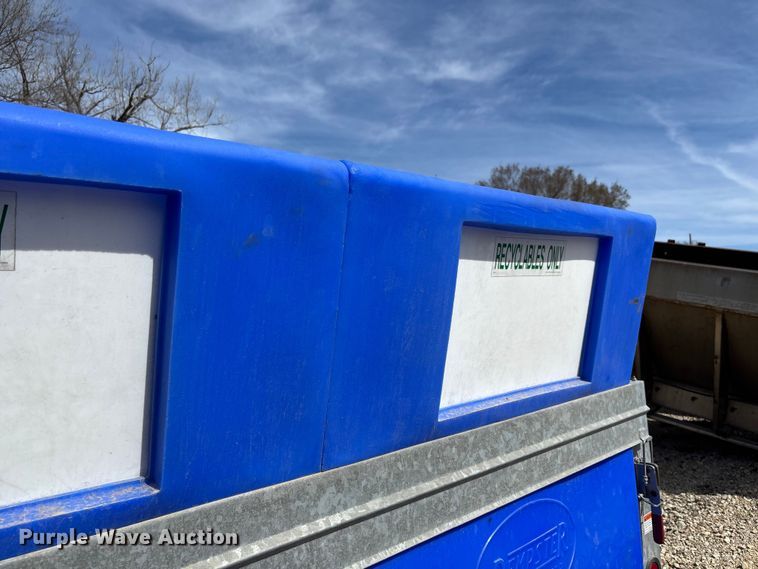 image for item FI0857 2017 Alley Cat 17018  recycling trailer