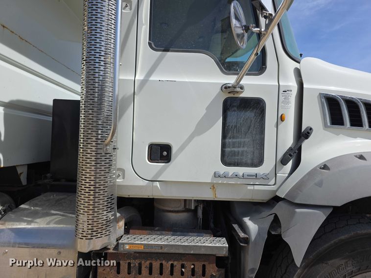 image for item FI0858 2012 Mack GU813 dump truck