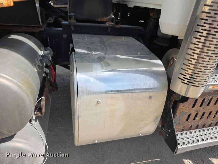 image for item FI0858 2012 Mack GU813 dump truck