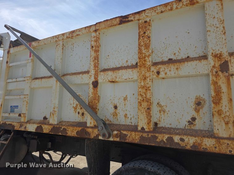 image for item FI0858 2012 Mack GU813 dump truck