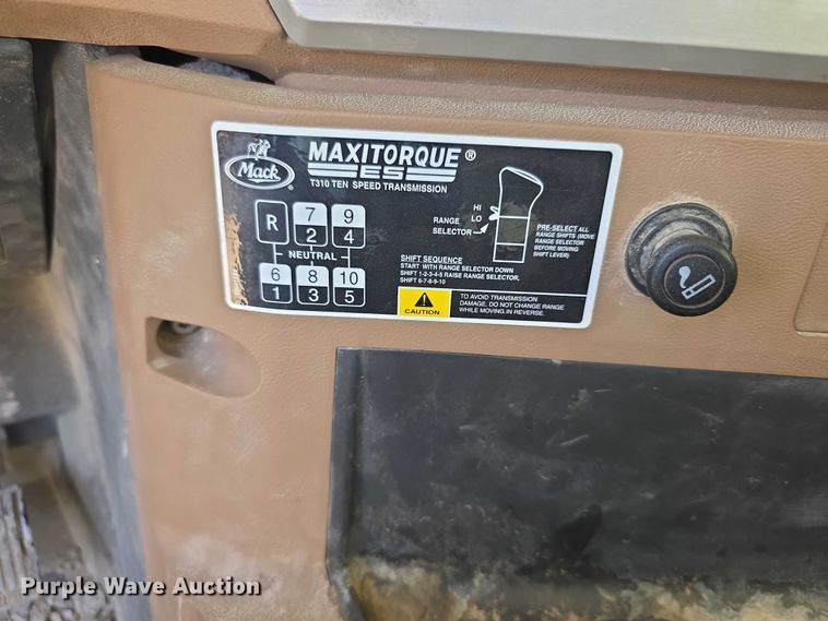 image for item FI0858 2012 Mack GU813 dump truck