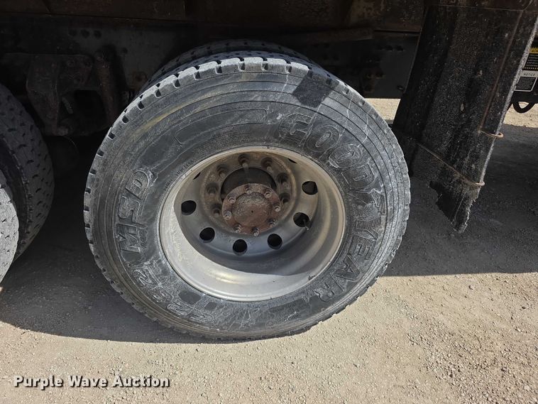 image for item FI0858 2012 Mack GU813 dump truck