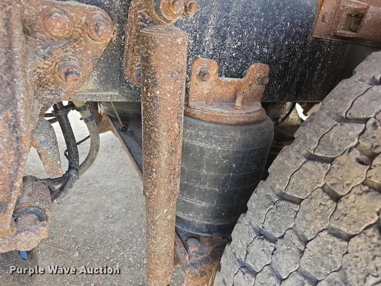 image for item FI0858 2012 Mack GU813 dump truck