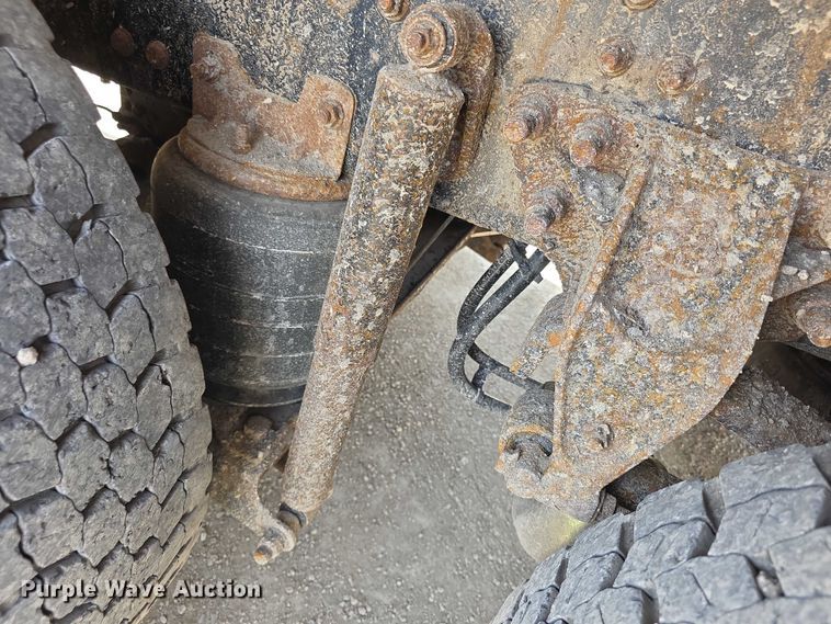 image for item FI0858 2012 Mack GU813 dump truck