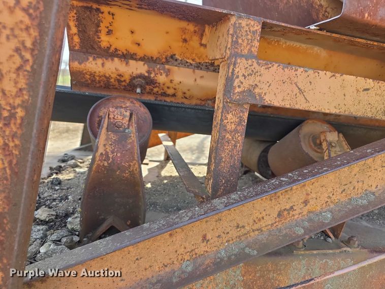 image for item FI0859 Kolberg  224-P vibrating rock screen