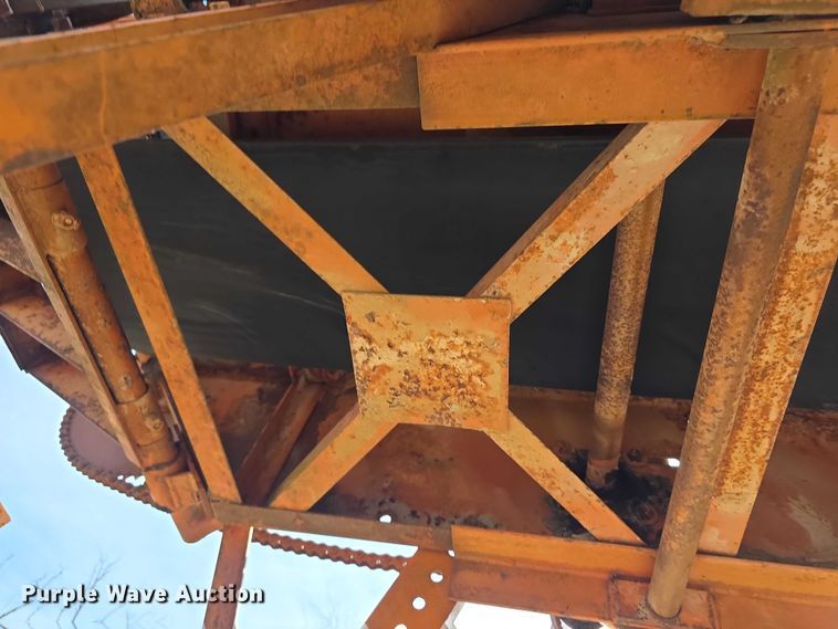 image for item FI0859 Kolberg  224-P vibrating rock screen