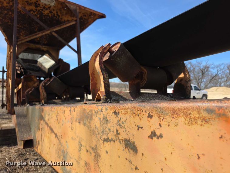 image for item FI0859 Kolberg  224-P vibrating rock screen