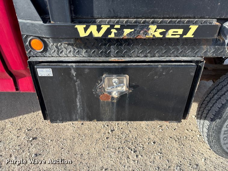 image for item FI0868 1994 Ford F350 XL flatbed pickup truck