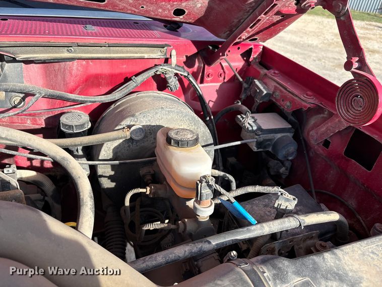 image for item FI0868 1994 Ford F350 XL flatbed pickup truck