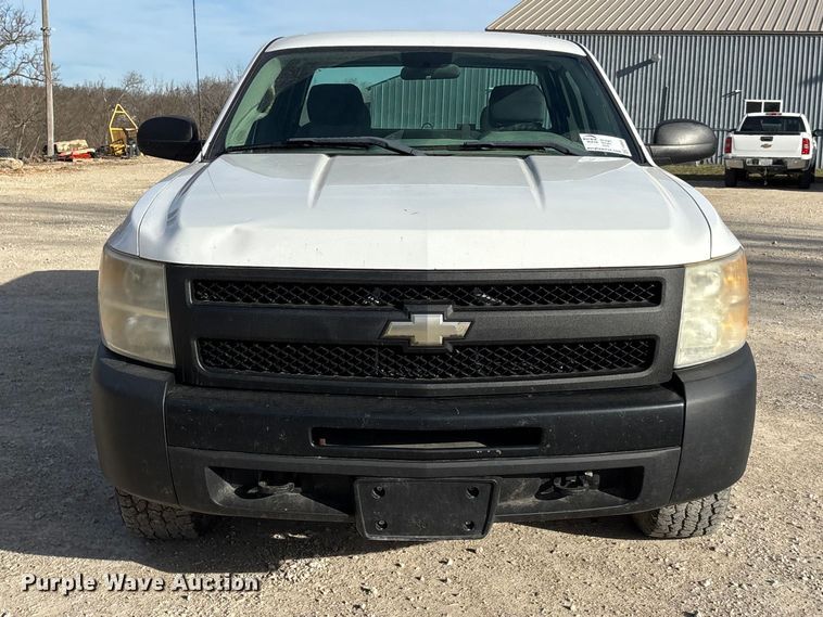 image for item FI0869 2009 Chevrolet Silverado 1500 Ext. Cab pickup truck