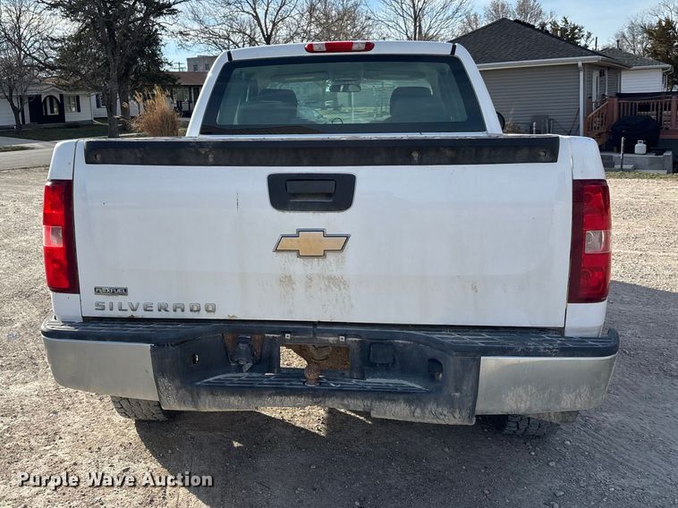 image for item FI0869 2009 Chevrolet Silverado 1500 Ext. Cab pickup truck