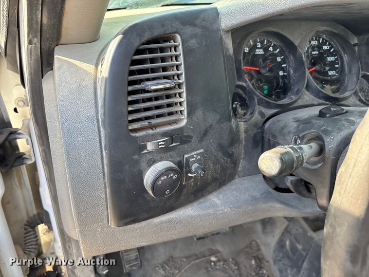 image for item FI0869 2009 Chevrolet Silverado 1500 Ext. Cab pickup truck