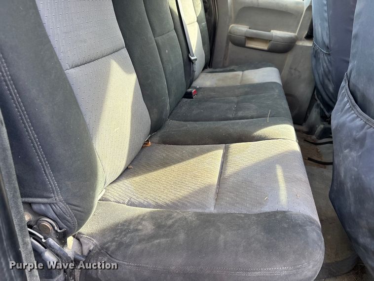 image for item FI0869 2009 Chevrolet Silverado 1500 Ext. Cab pickup truck