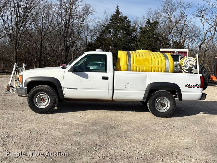 image for item FI0870 1999 Chevrolet K3500 pickup truck