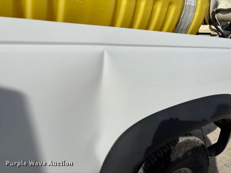 image for item FI0870 1999 Chevrolet K3500 pickup truck