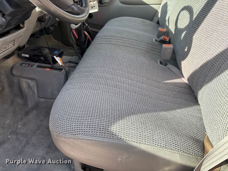 image for item FI0870 1999 Chevrolet K3500 pickup truck