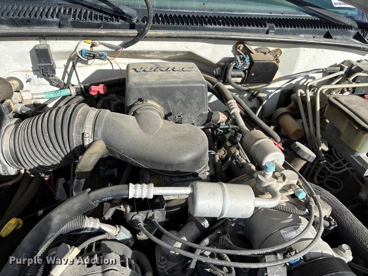 image for item FI0870 1999 Chevrolet K3500 pickup truck