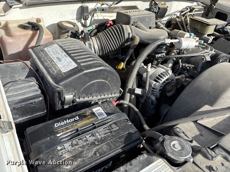 image for item FI0870 1999 Chevrolet K3500 pickup truck