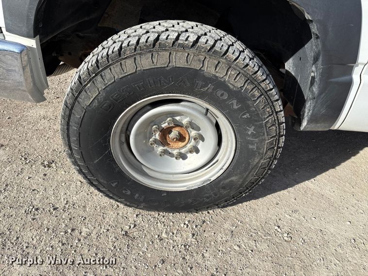 image for item FI0870 1999 Chevrolet K3500 pickup truck