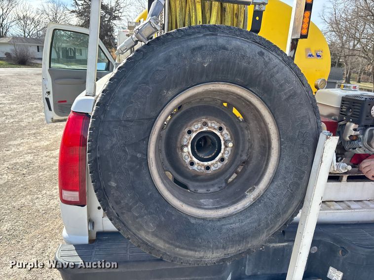 image for item FI0870 1999 Chevrolet K3500 pickup truck