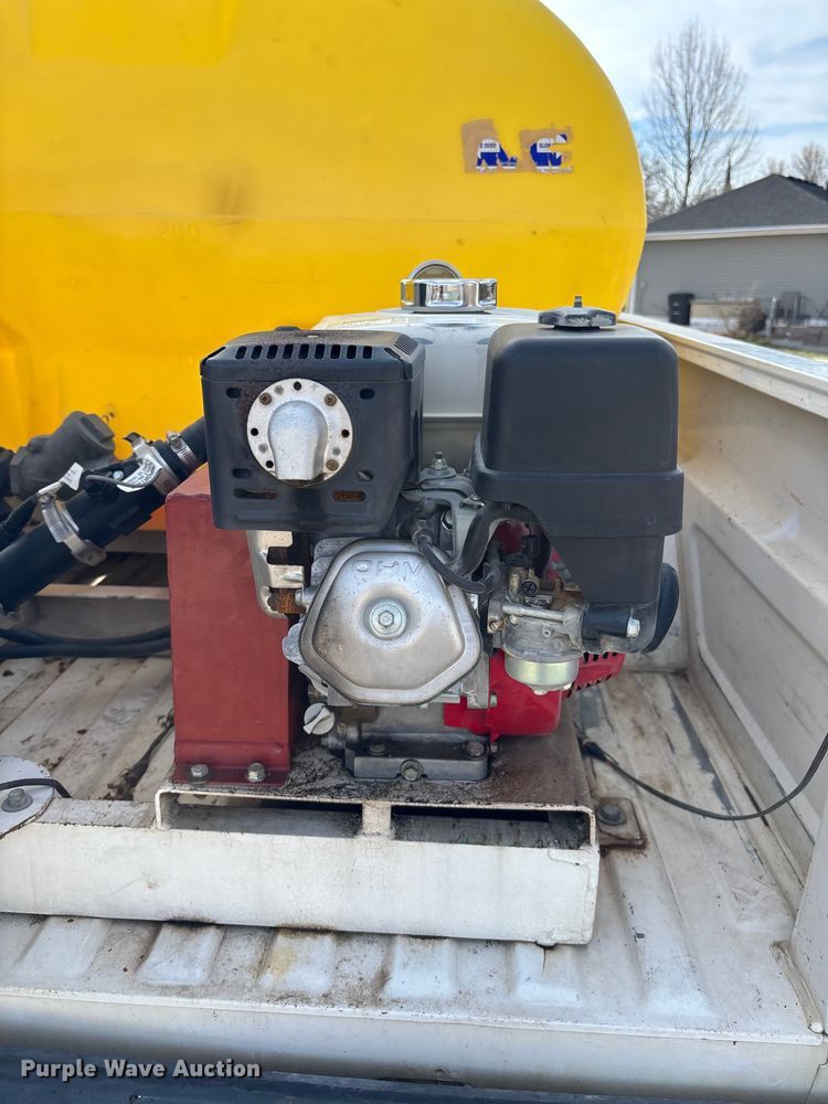 image for item FI0870 1999 Chevrolet K3500 pickup truck