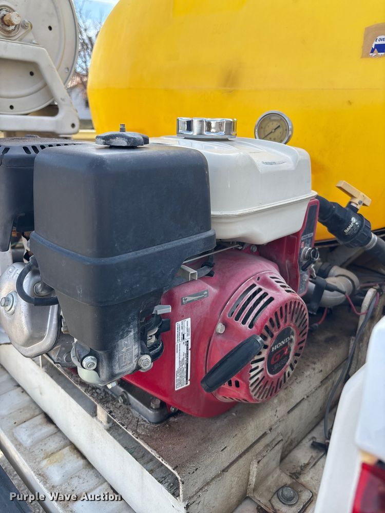 image for item FI0870 1999 Chevrolet K3500 pickup truck