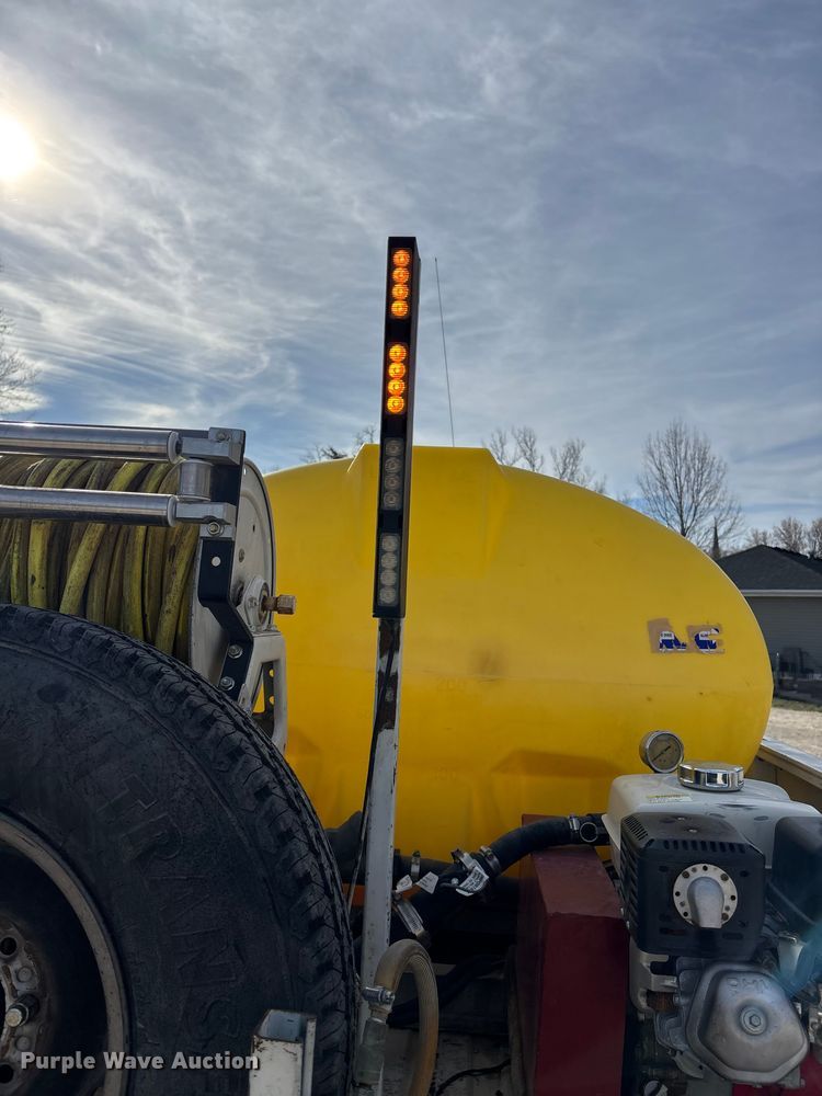 image for item FI0870 1999 Chevrolet K3500 pickup truck