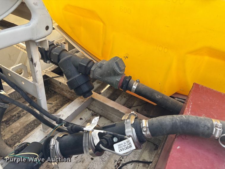 image for item FI0870 1999 Chevrolet K3500 pickup truck