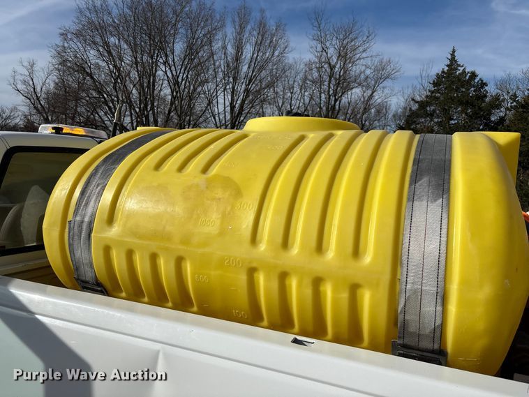 image for item FI0870 1999 Chevrolet K3500 pickup truck