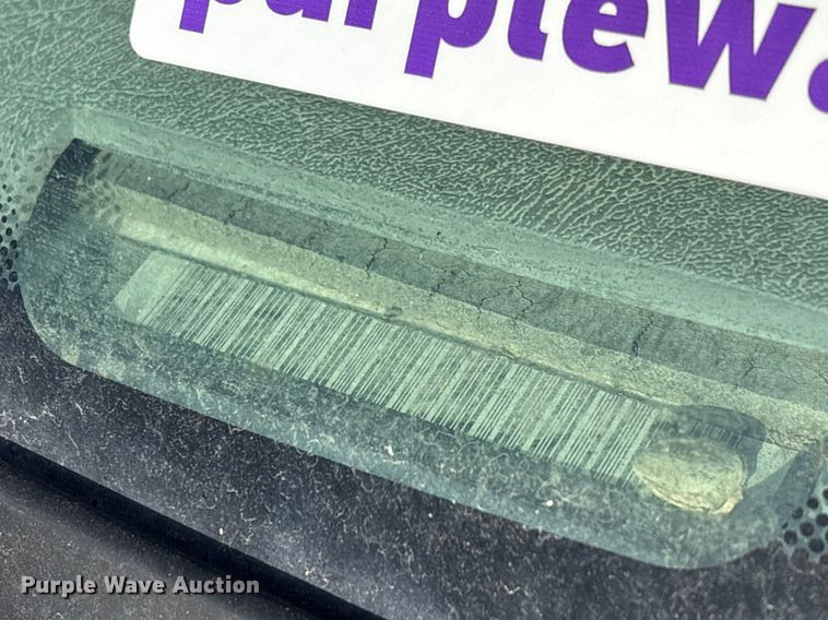 image for item FI0870 1999 Chevrolet K3500 pickup truck