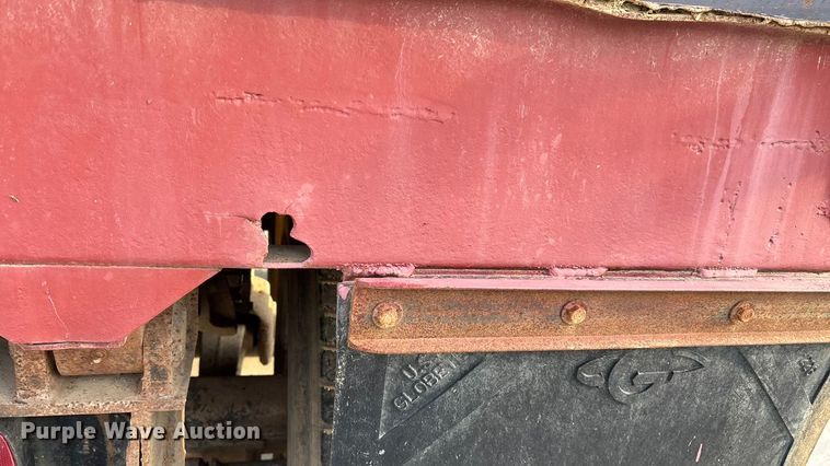 image for item FI0929 1990 International F4900 dump truck