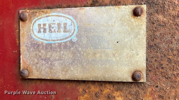 image for item FI0929 1990 International F4900 dump truck