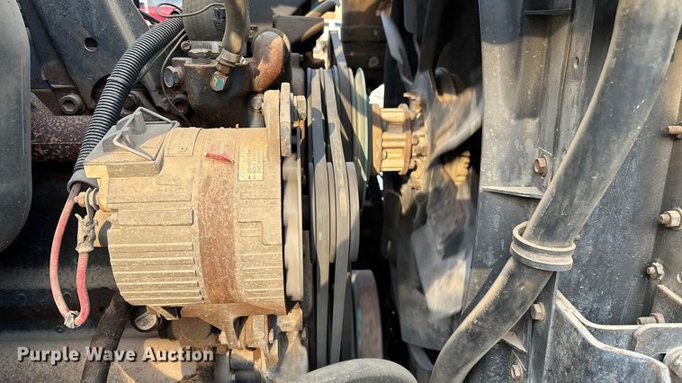 image for item FI0929 1990 International F4900 dump truck